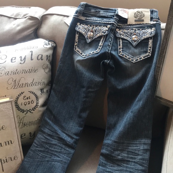 L.A. idol Denim - ⚡️LA Idol Jeans with bling and folded pockets